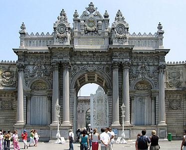 Gate of the Sultan in Istanbul, Turkey thumbnail