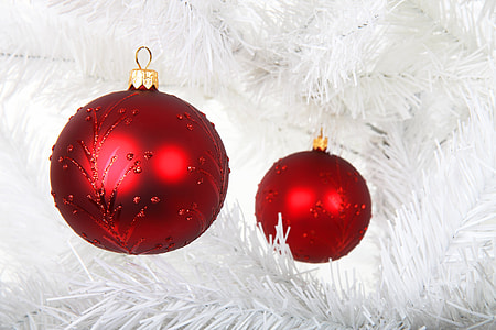 two red baubles thumbnail
