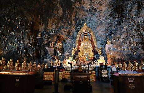 Hindu deity statue thumbnail
