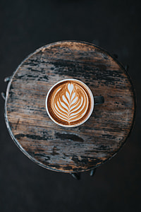coffee with leaf art thumbnail