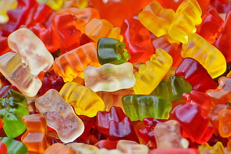 closeup photo of gummy bears thumbnail