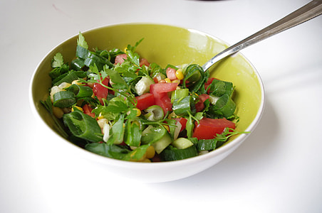 vegetable salad on bowl thumbnail