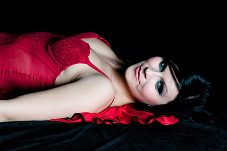 women lying down and smiling thumbnail