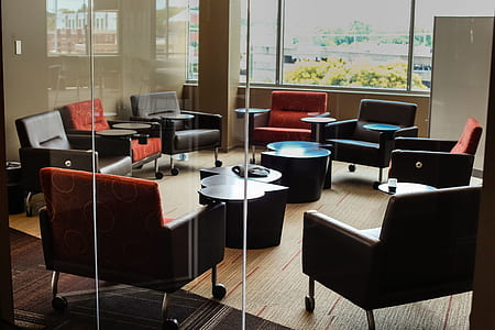photography of office room thumbnail