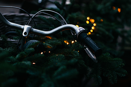 black bike handle photo thumbnail