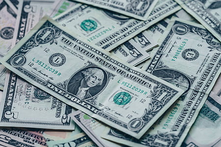 pile of 1 U.S. dollar banknotes thumbnail