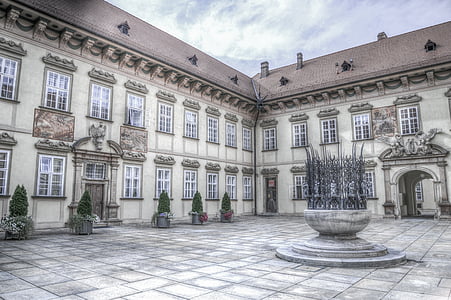 architectural photography of mansion thumbnail