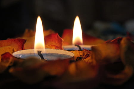 Close-up Photography Of Candels thumbnail