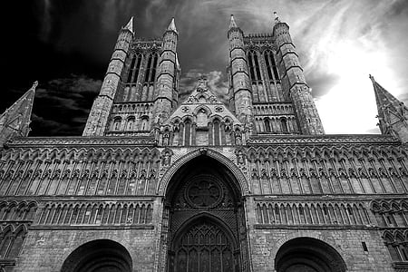 grayscale photo of gray cathedral thumbnail