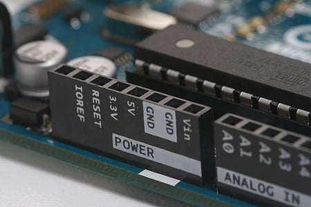 close-up photo of green circuit board thumbnail