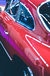 red coupe thumbnail