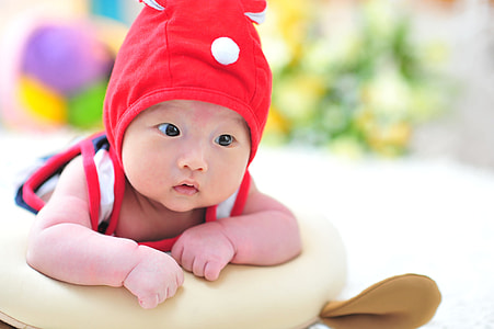 Chiu, It'S Wearing A Hat thumbnail
