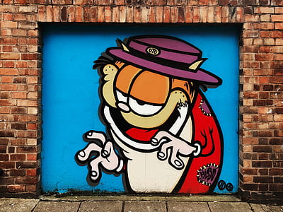 wall with Garfield mural thumbnail