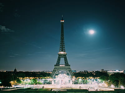 Eiffel Tower, Paris France thumbnail