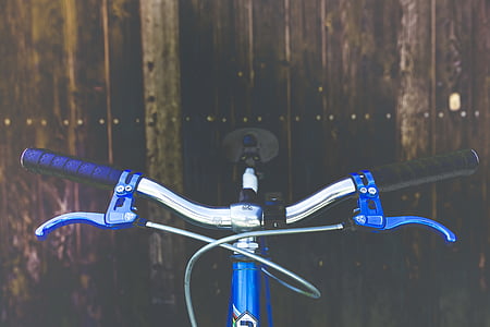 focus photography of bicycle thumbnail