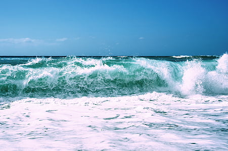 time lapse photography of beach waves thumbnail