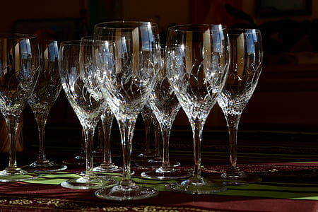 clear footed glasse thumbnail