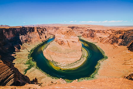 Horseshoe Bend in Arizona during daytime thumbnail