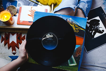 round black Epic vinyl album thumbnail