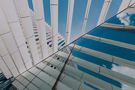 Modern white building, EDP Headquarters of architect Aires Mateus, Lisbon, Portugal thumbnail