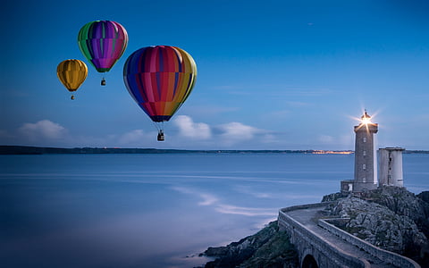 three pink hot air balloons thumbnail