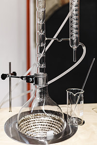 Glass distillation equipment thumbnail