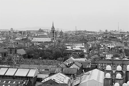 grayscale photo of buildings thumbnail