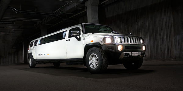 white car thumbnail
