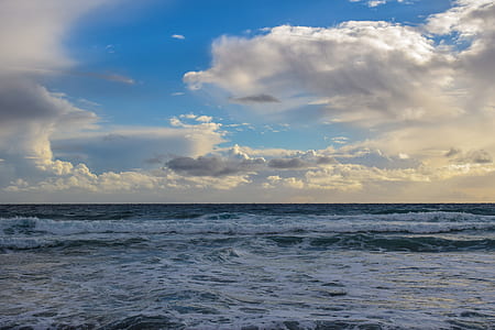 sea and sky thumbnail