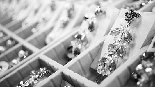 Silver-colored Earring Lot thumbnail
