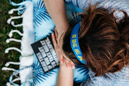 THE TOP TREND THIS SEASON - IKEA's FRAKTA Shopping Bag thumbnail