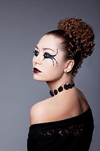woman wearing black choker thumbnail