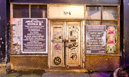 brown paint shop facade thumbnail