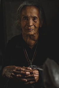 selective focus photography of woman thumbnail