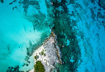 aerial photograph of island near seat thumbnail