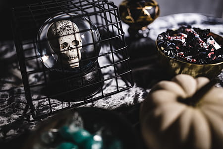 Halloween Decorations thumbnail