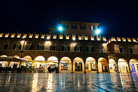 Ascoli Piceno, Marketplace thumbnail