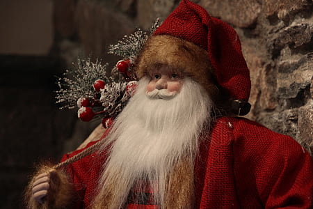 close-up photo of Santa Claus painting thumbnail