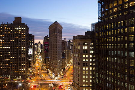 The Flatiron Building in Manhattan, New York City in the evening thumbnail