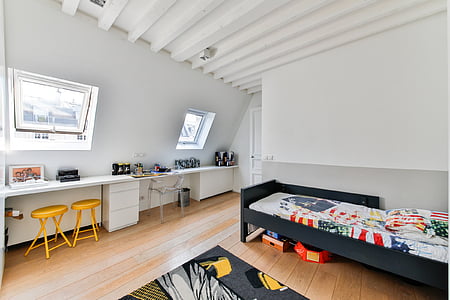 white wall paint room thumbnail