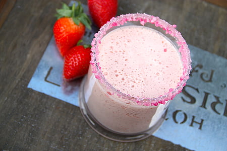strawberry juicer in clear drinking glass thumbnail