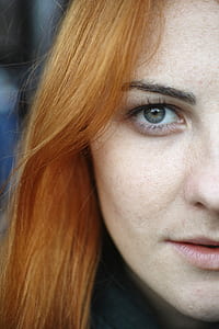 close-up portrait photo of woman thumbnail