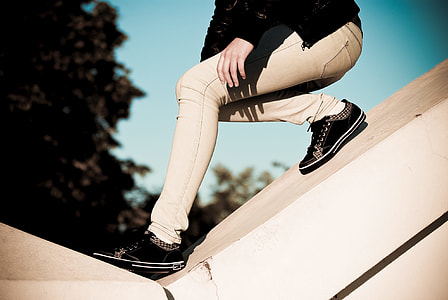 pair of black-and-gray low sneaker thumbnail