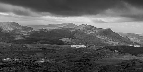landscape photography of mountains thumbnail