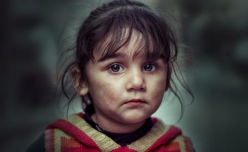 girl with teary eyes and lonely face selective focus photography thumbnail