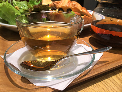 tea on glass teacup thumbnail