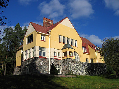 Villa Vallmogård in Kauniainen, Finland thumbnail