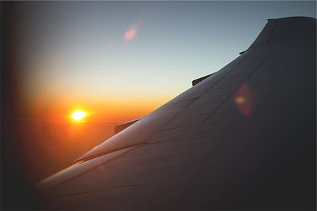 right plane wing thumbnail