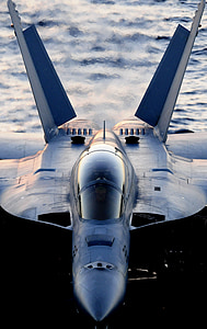gray jet fighter thumbnail