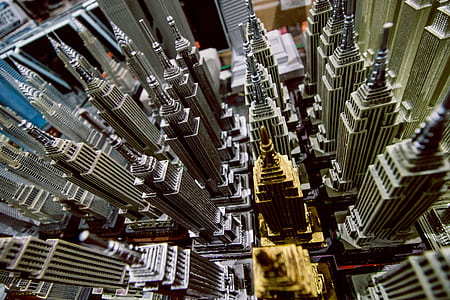 Empire State Building figurine lot thumbnail